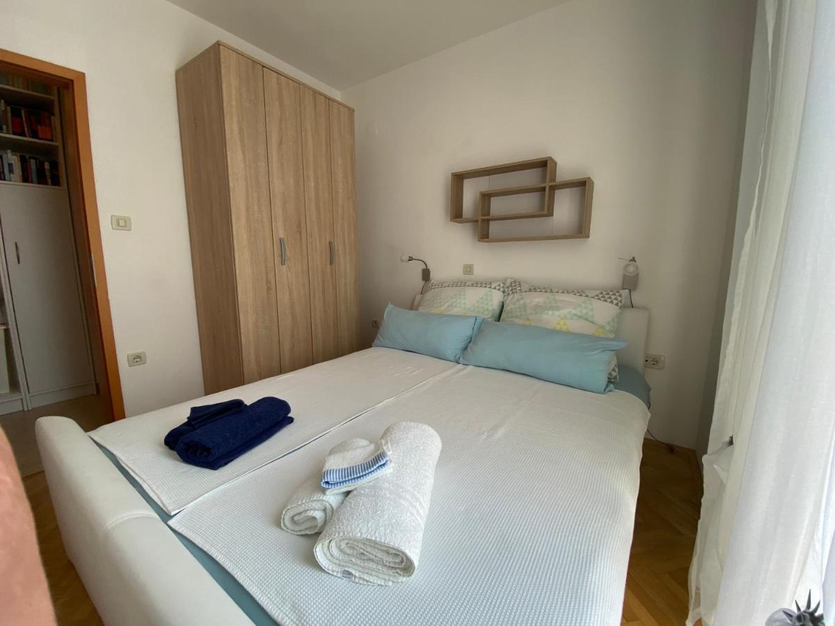 Molnar Apartamento Premantura Exterior foto